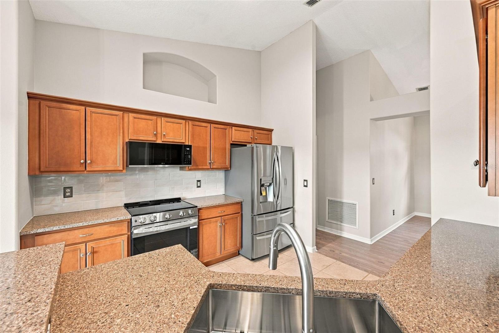 1071 PRINCETON DRIVE, Clermont, FL 34711