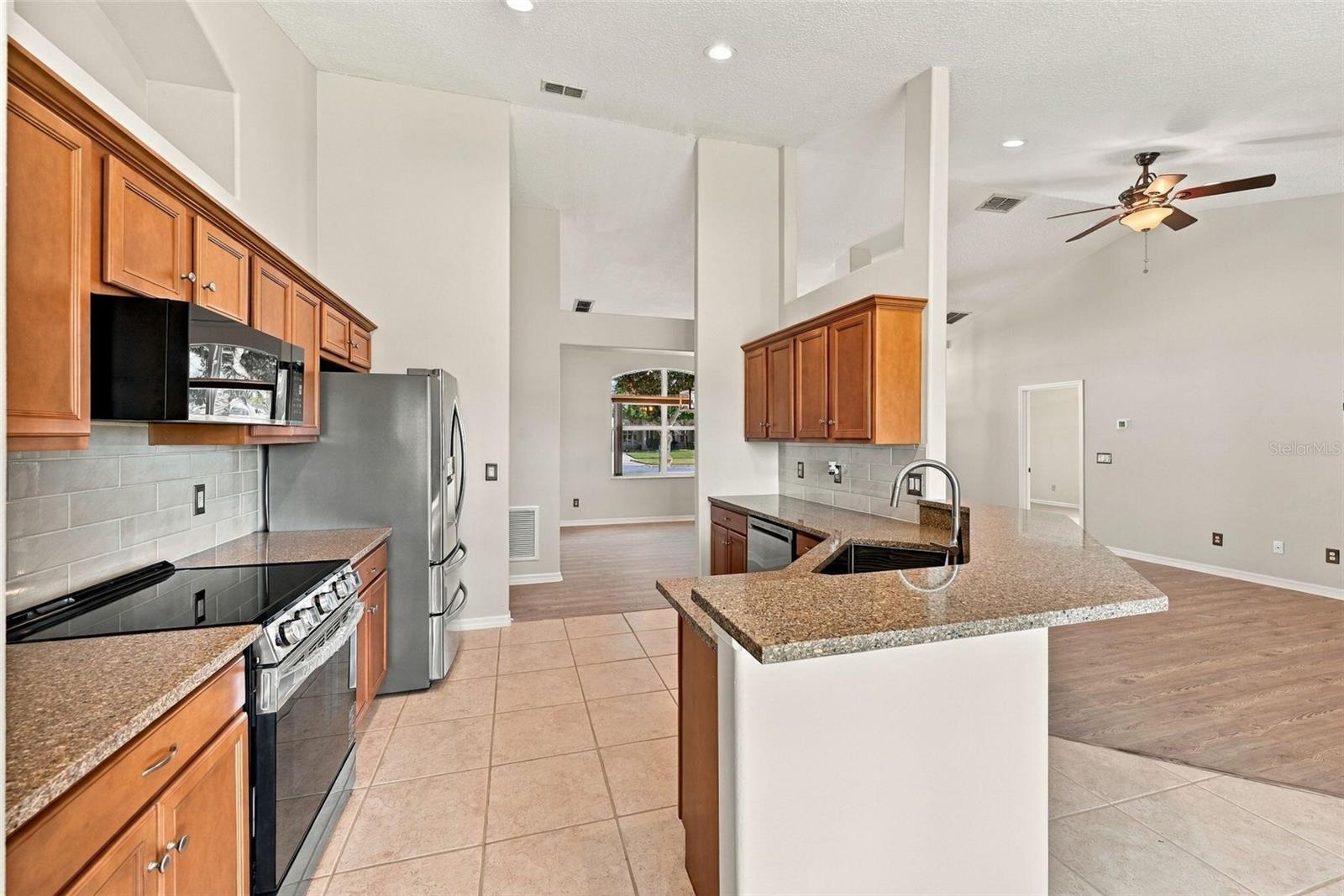 1071 PRINCETON DRIVE, Clermont, FL 34711