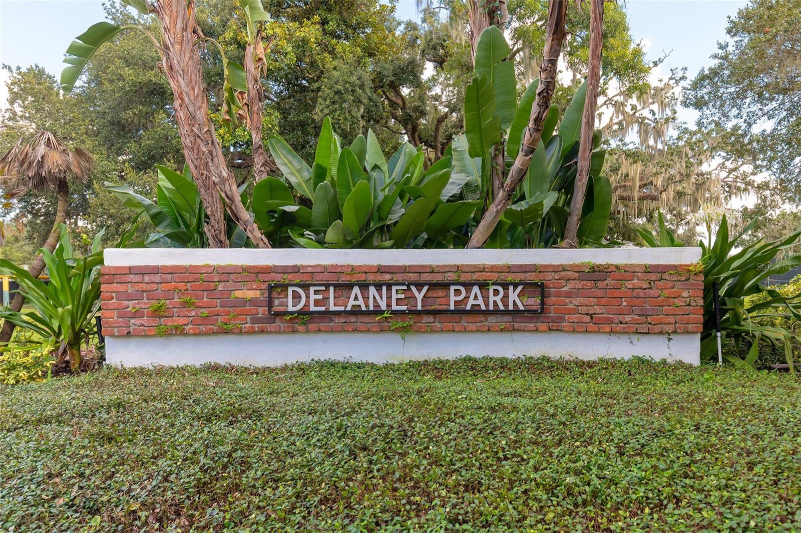 1036 DELANEY AVENUE, Orlando, FL 32806