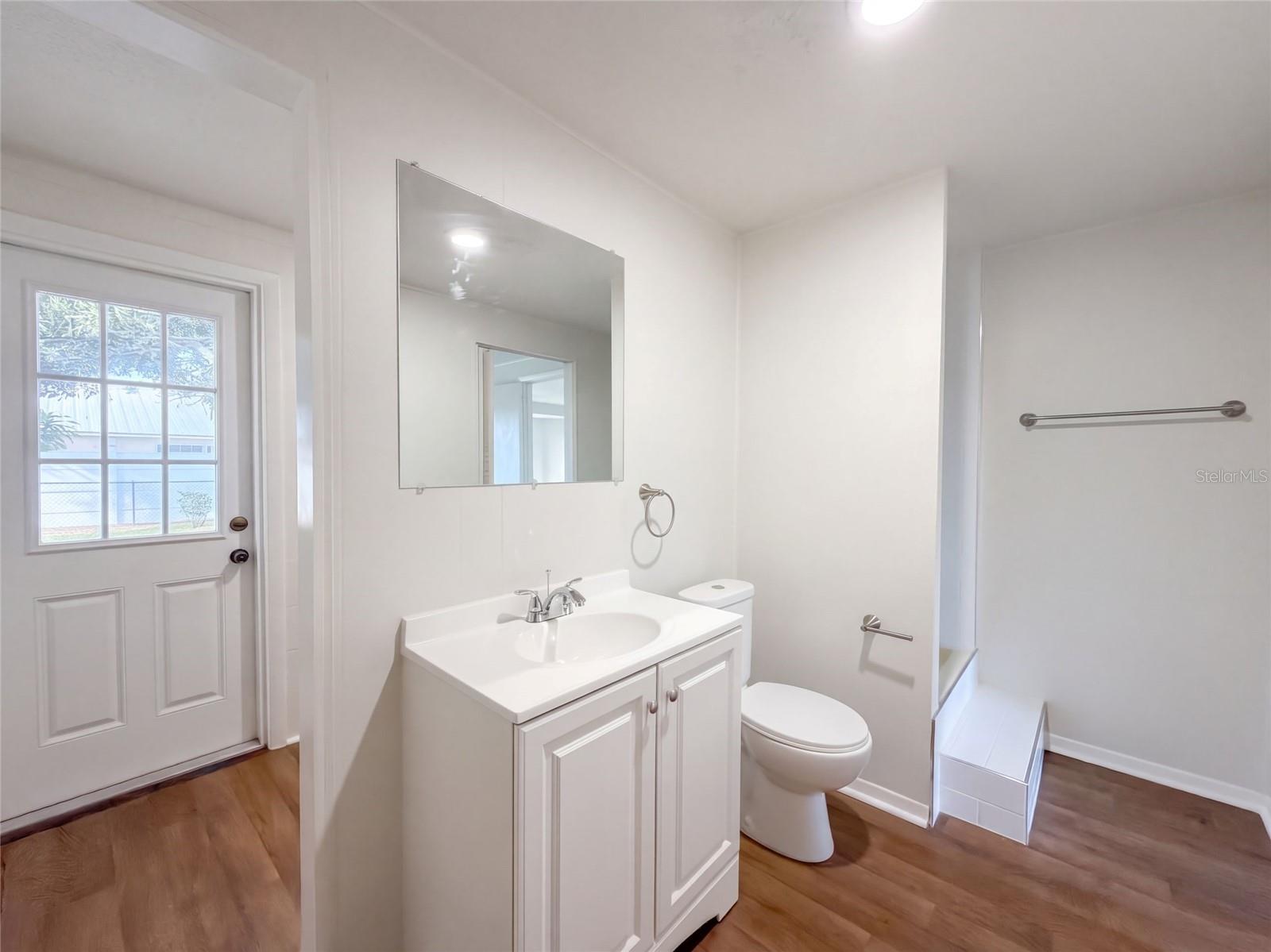 117 66TH AVENUE W, Bradenton, FL 34207