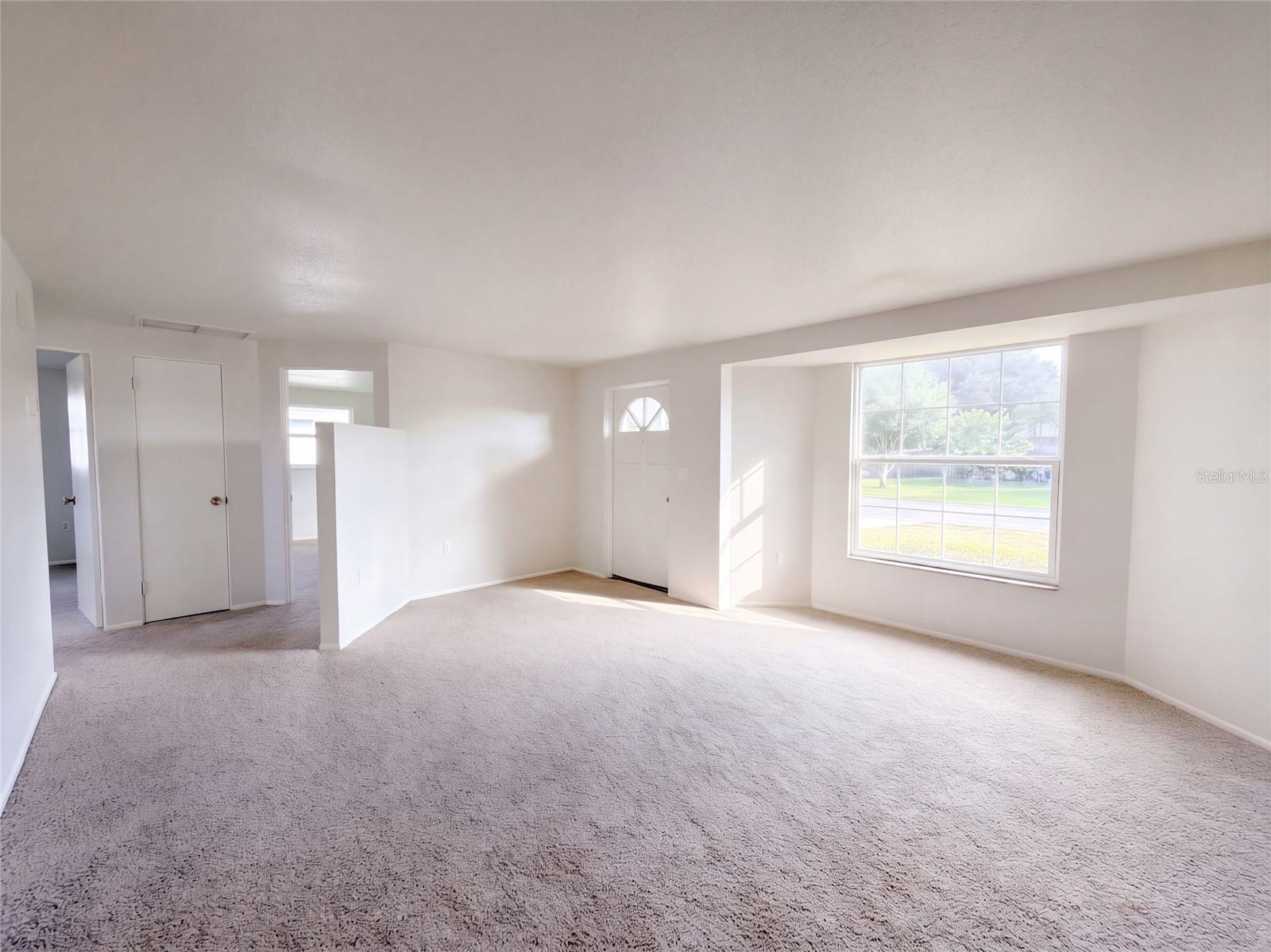 117 66TH AVENUE W, Bradenton, FL 34207 117 66TH AVENUE W, Bradenton, FL 34207