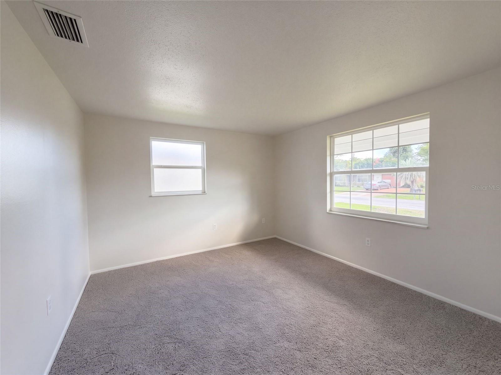 117 66TH AVENUE W, Bradenton, FL 34207