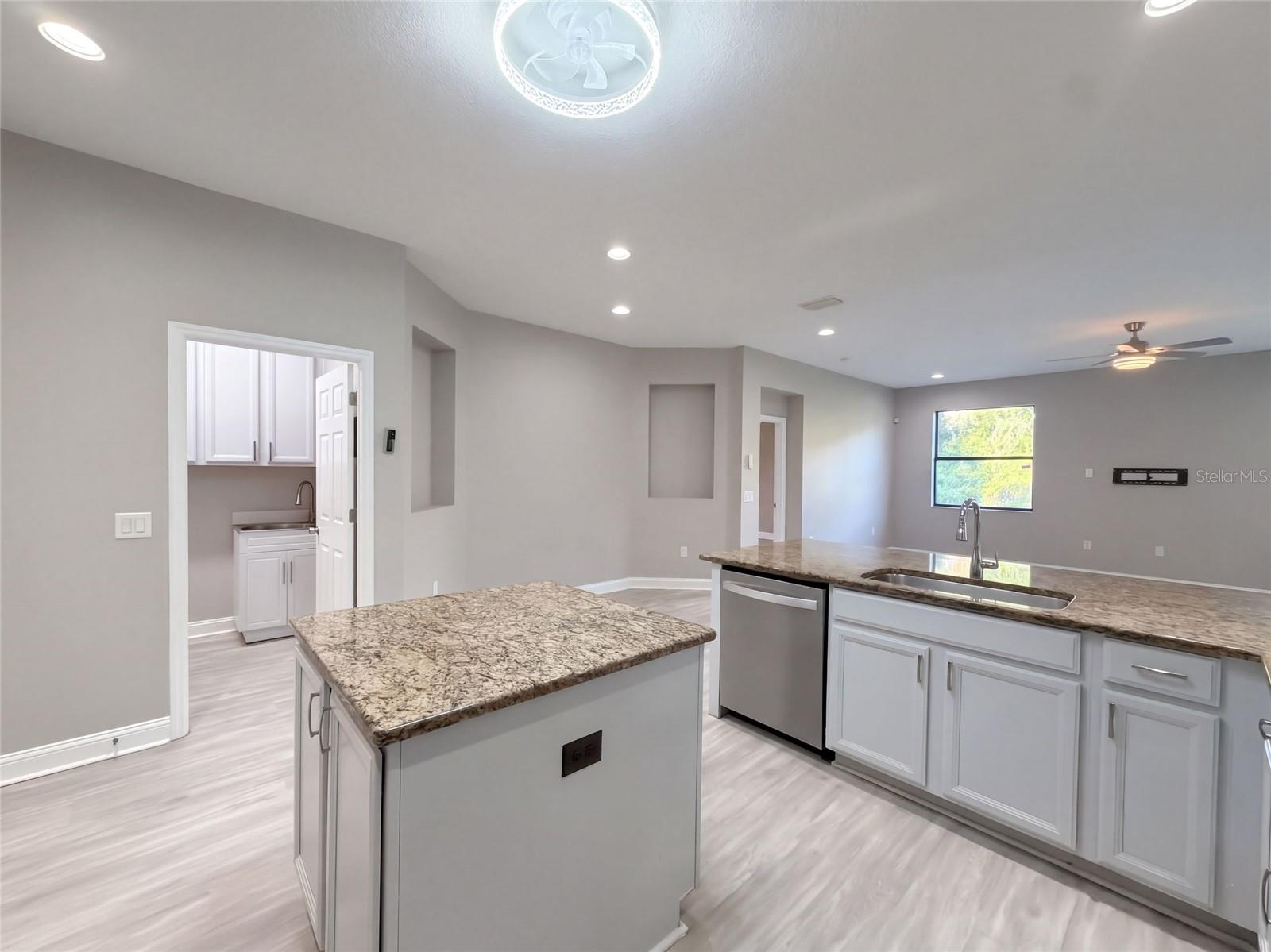 12424 BELCROFT DRIVE, Riverview, FL 33579
