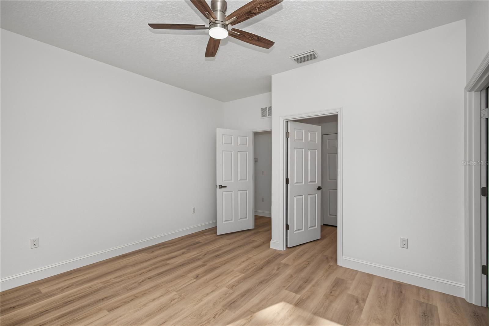 9720 N CALLA LILY DRIVE, Citrus Springs, FL 34433