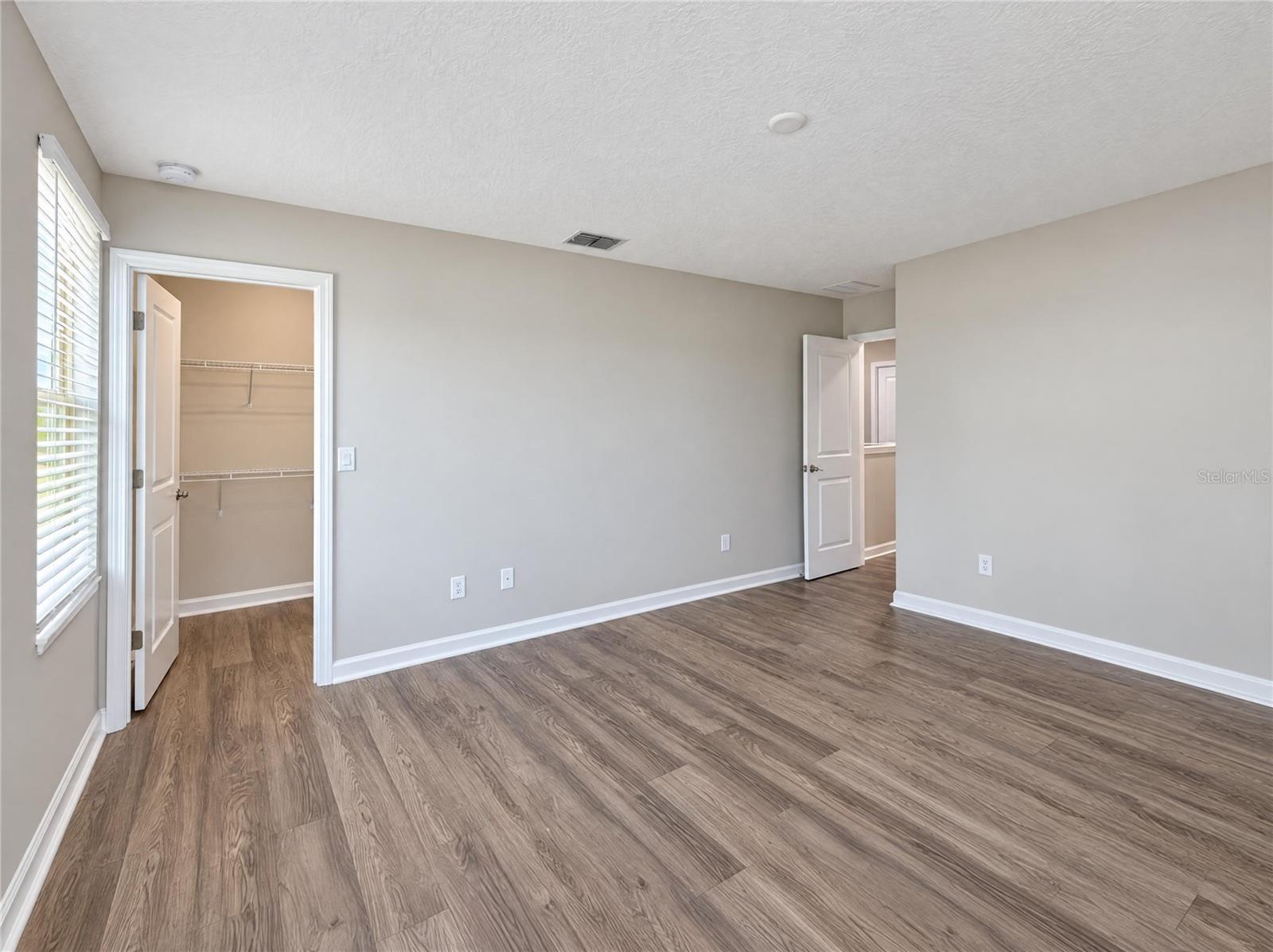 6244 ENGLISH HOLLOW ROAD, Tampa, FL 33647