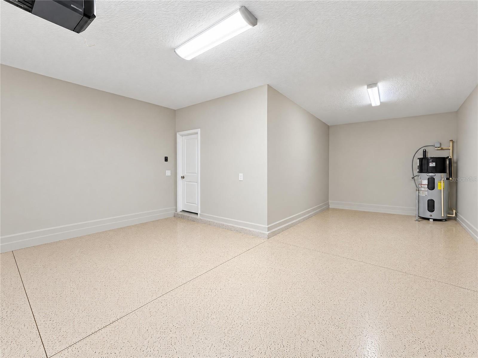 6244 ENGLISH HOLLOW ROAD, Tampa, FL 33647
