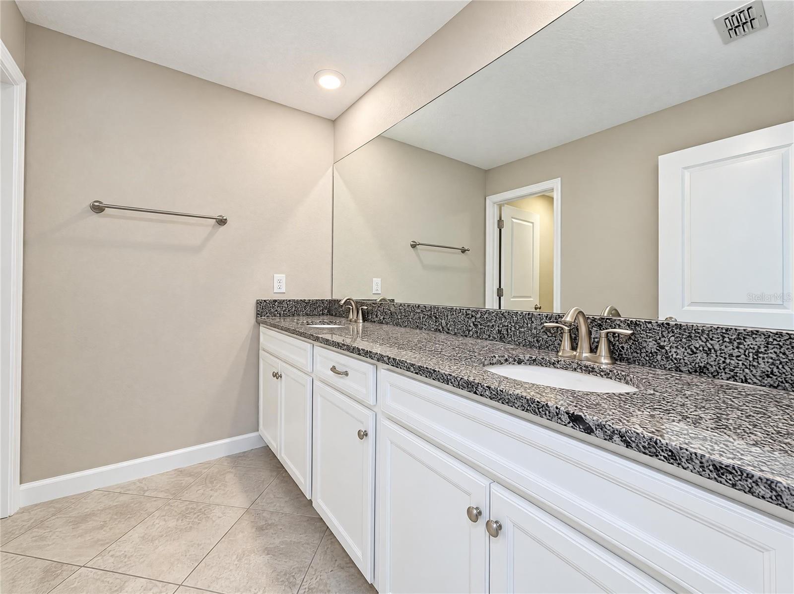 6244 ENGLISH HOLLOW ROAD, Tampa, FL 33647