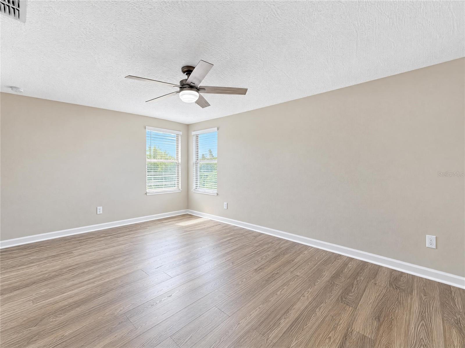 6244 ENGLISH HOLLOW ROAD, Tampa, FL 33647