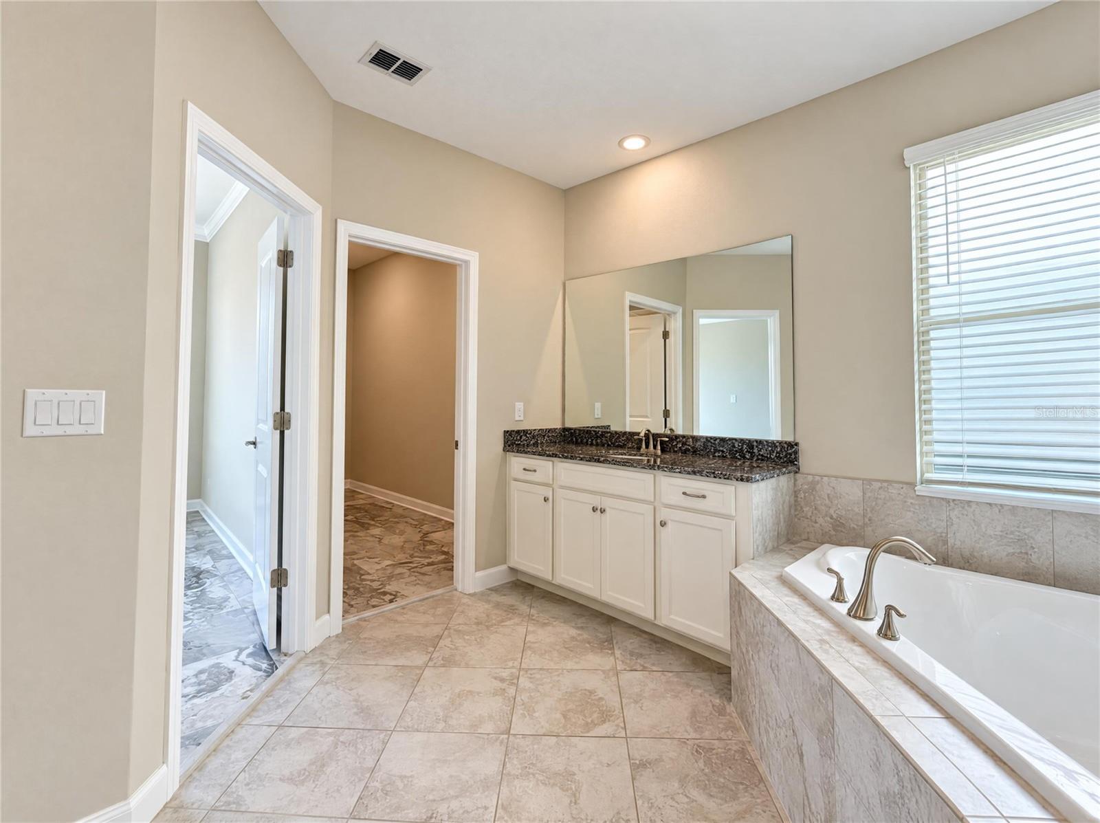 6244 ENGLISH HOLLOW ROAD, Tampa, FL 33647