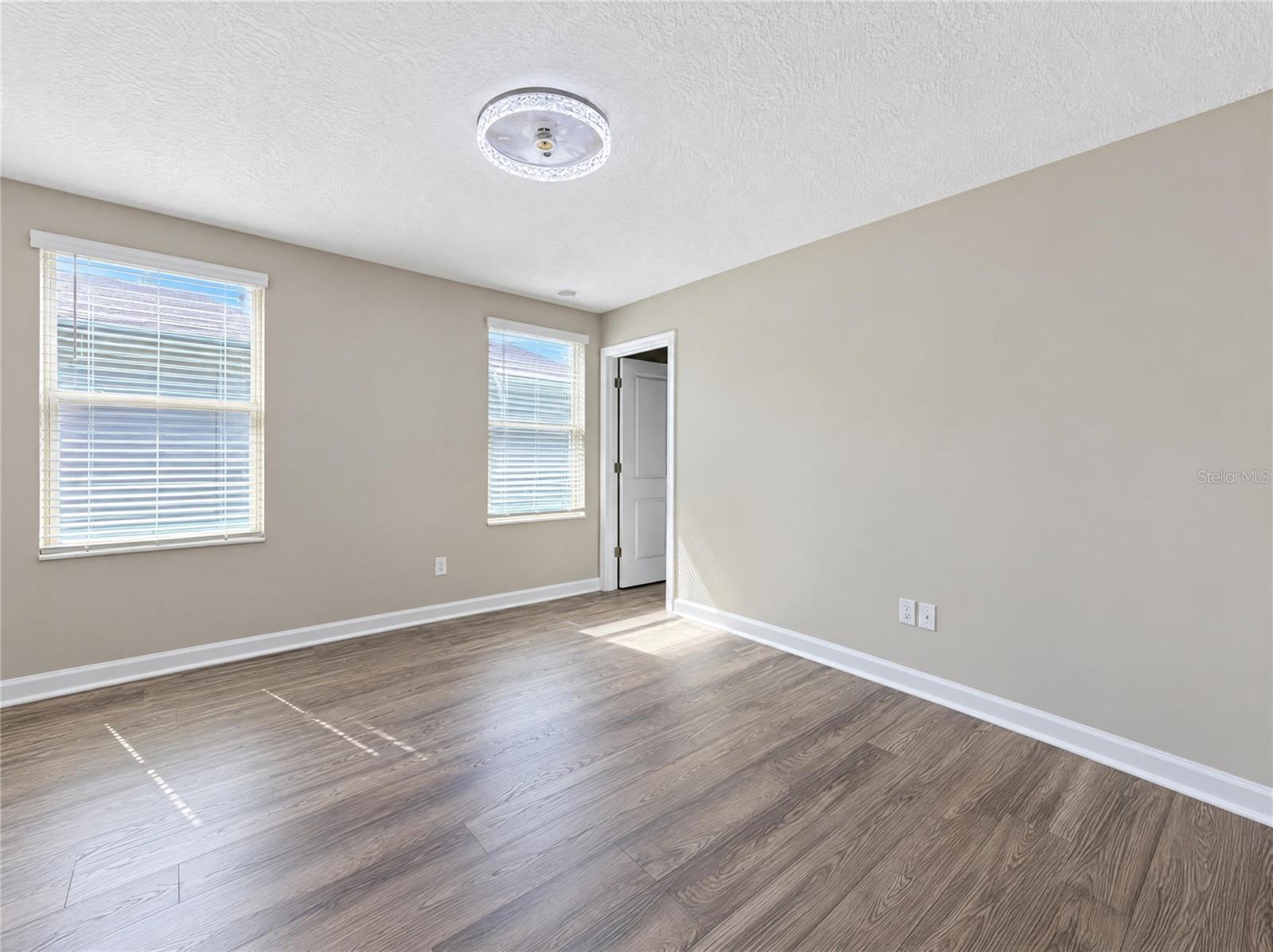 6244 ENGLISH HOLLOW ROAD, Tampa, FL 33647