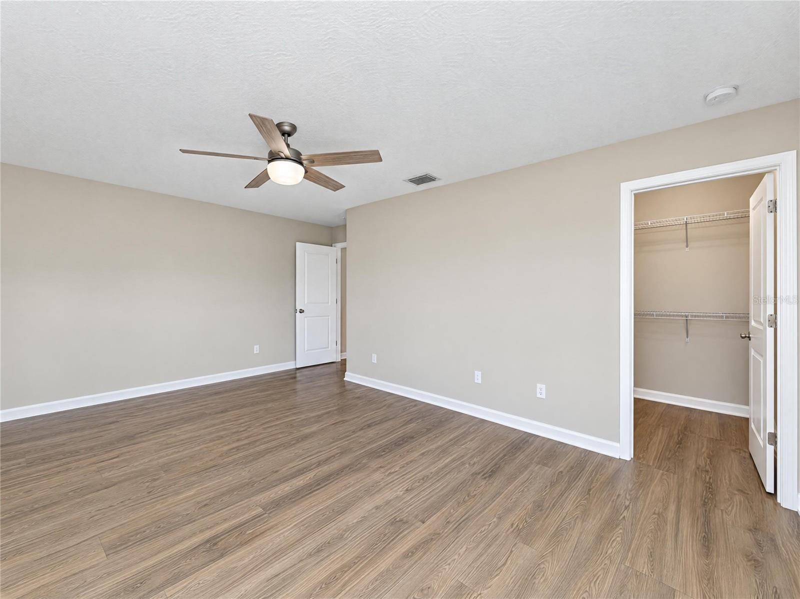 6244 ENGLISH HOLLOW ROAD, Tampa, FL 33647