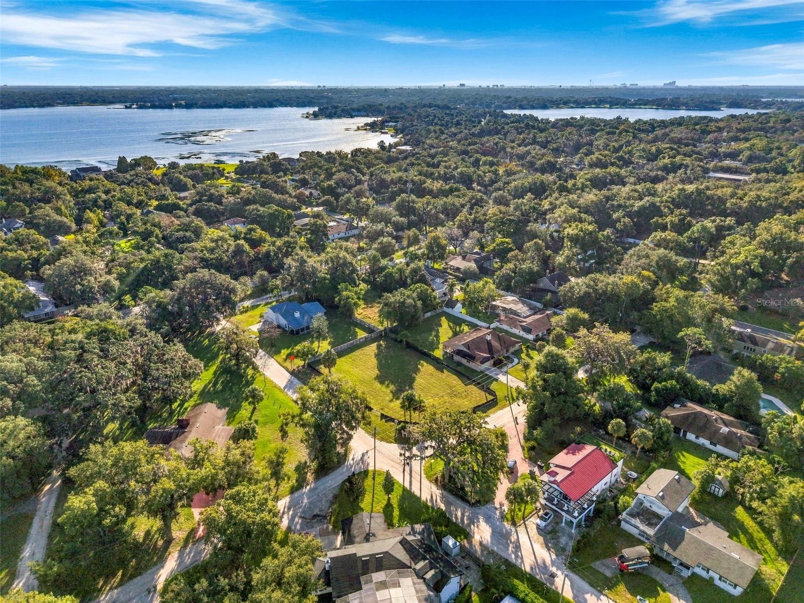 105 FOREST STREET, Windermere, FL 34786