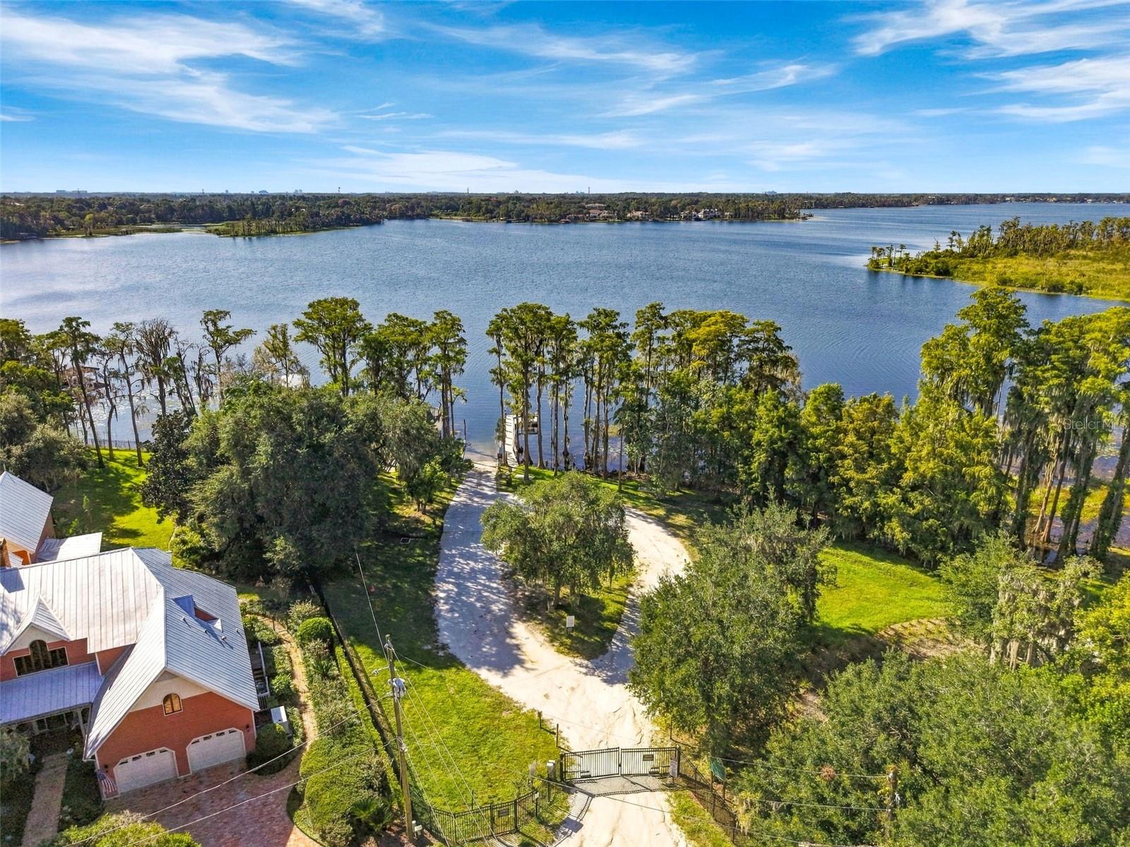 105 FOREST STREET, Windermere, FL 34786