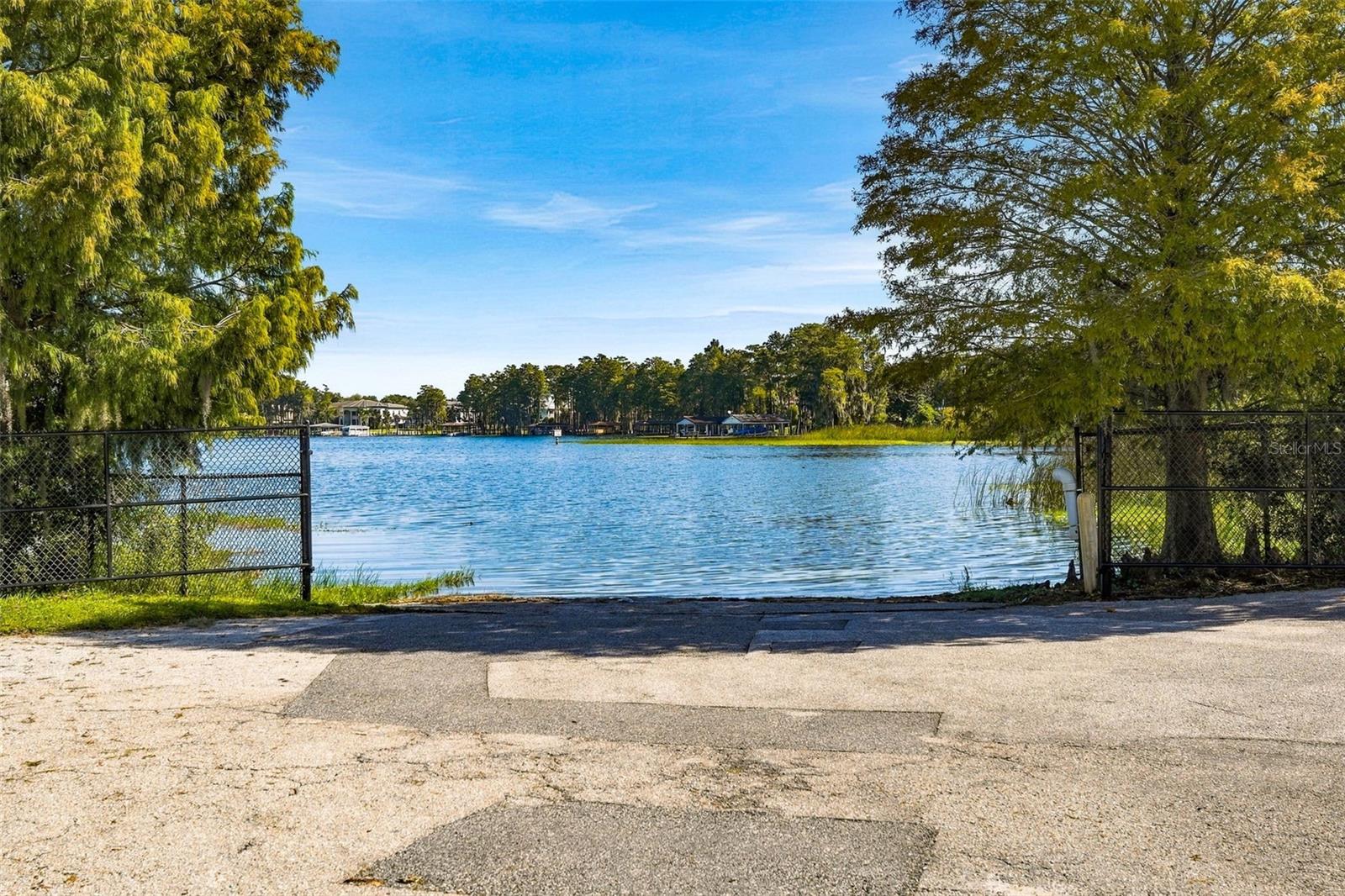 105 FOREST STREET, Windermere, FL 34786