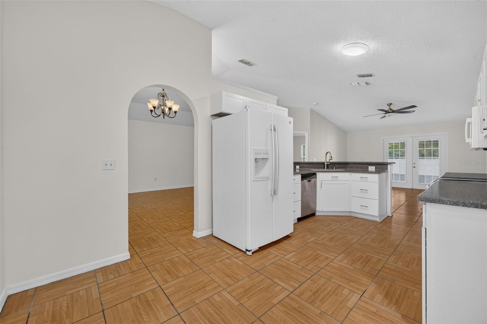 2018 WEKIVA RESERVE BOULEVARD, Apopka, FL 32703