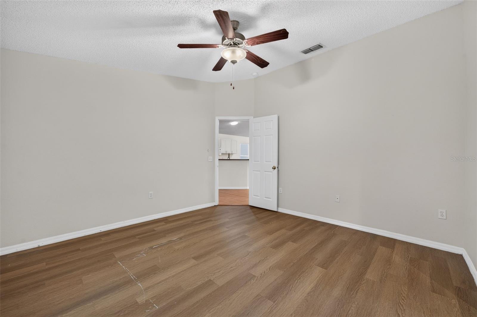 2018 WEKIVA RESERVE BOULEVARD, Apopka, FL 32703