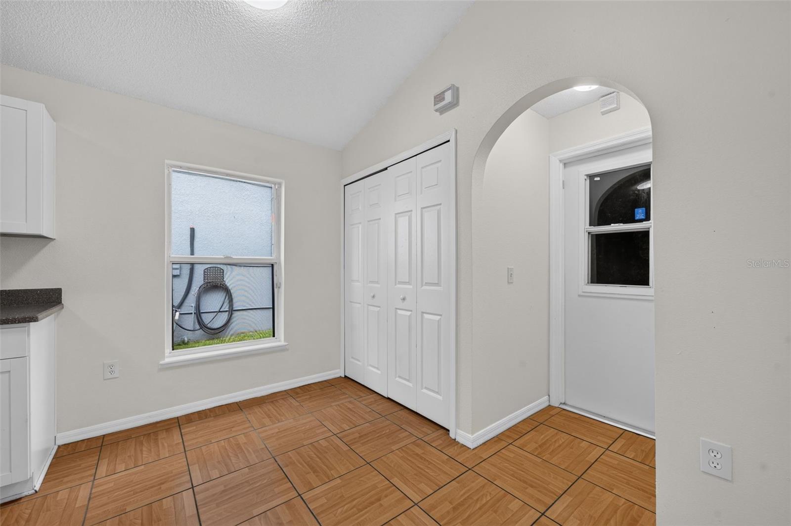 2018 WEKIVA RESERVE BOULEVARD, Apopka, FL 32703