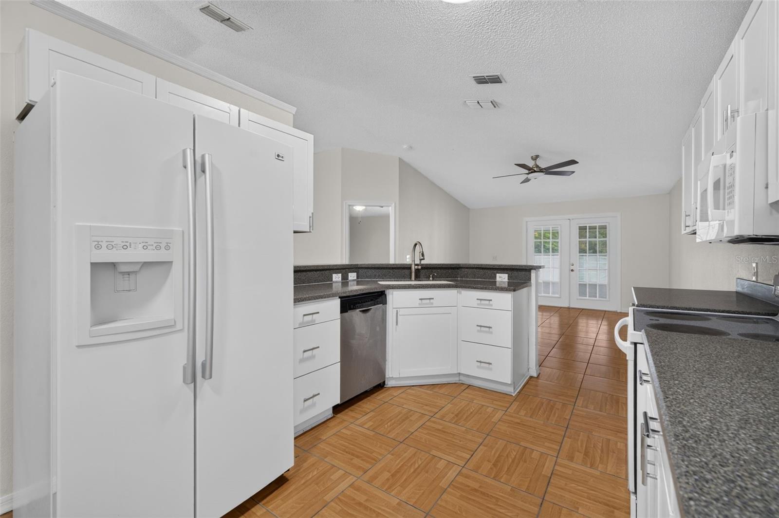 2018 WEKIVA RESERVE BOULEVARD, Apopka, FL 32703