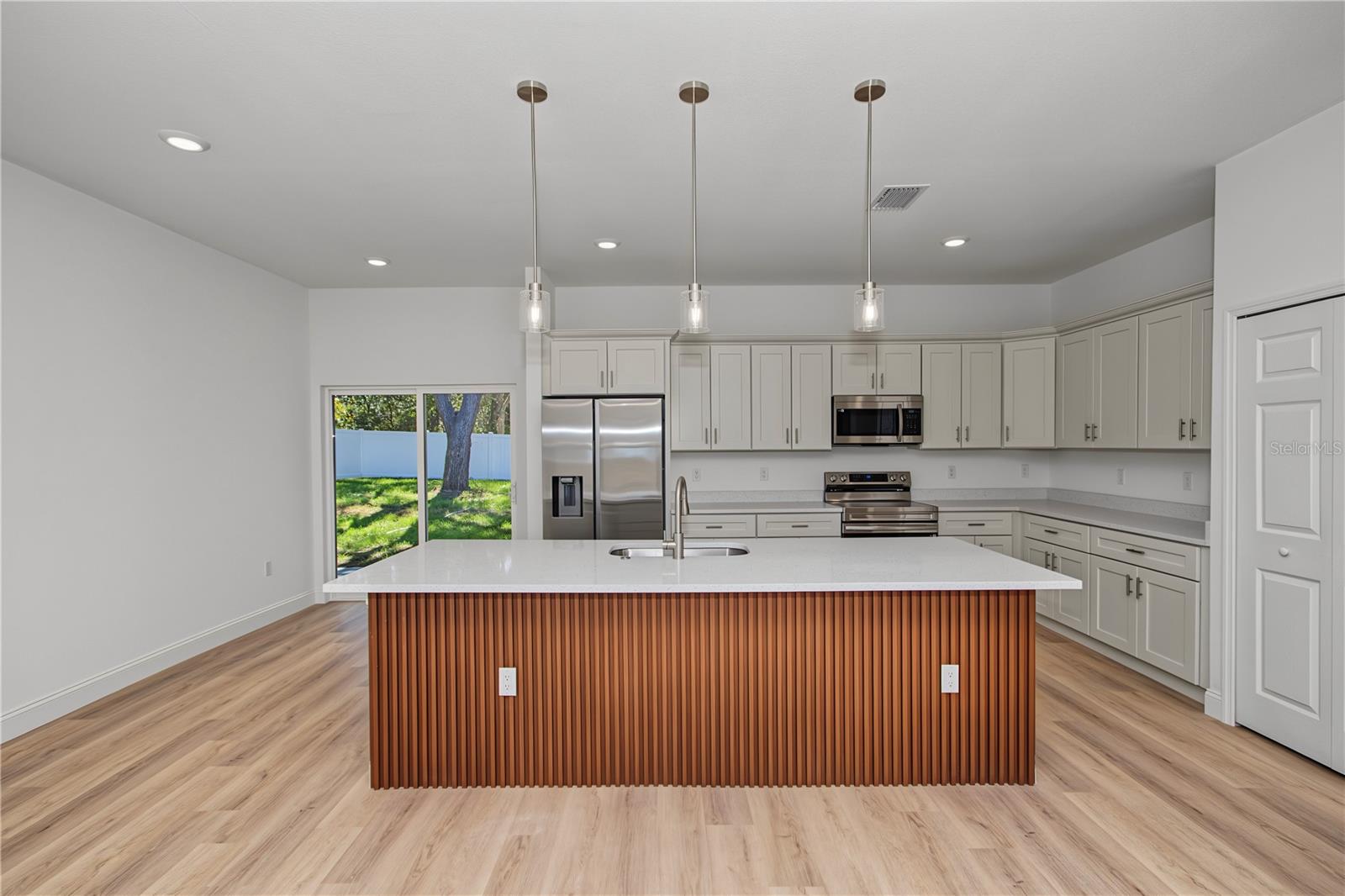 9714 N CALLA LILY DRIVE, Citrus Springs, FL 34433