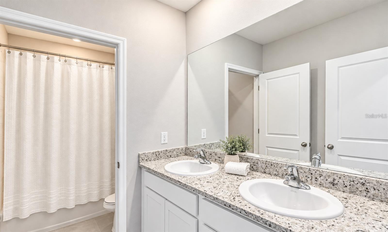 13017 WILLOW GROVE DRIVE, Riverview, FL 33579