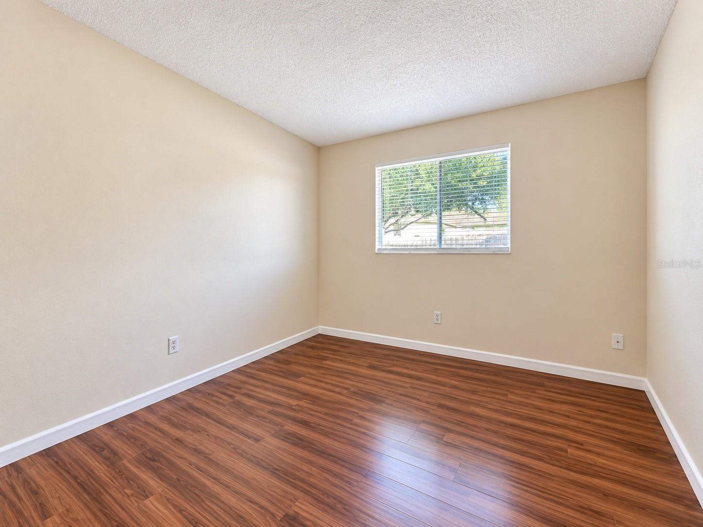 343 E ROSEWOOD LANE, #343, Tavares, FL 32778