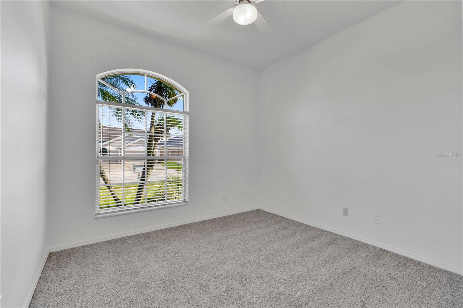 639 LAKEHAVEN CIRCLE, Orlando, FL 32828