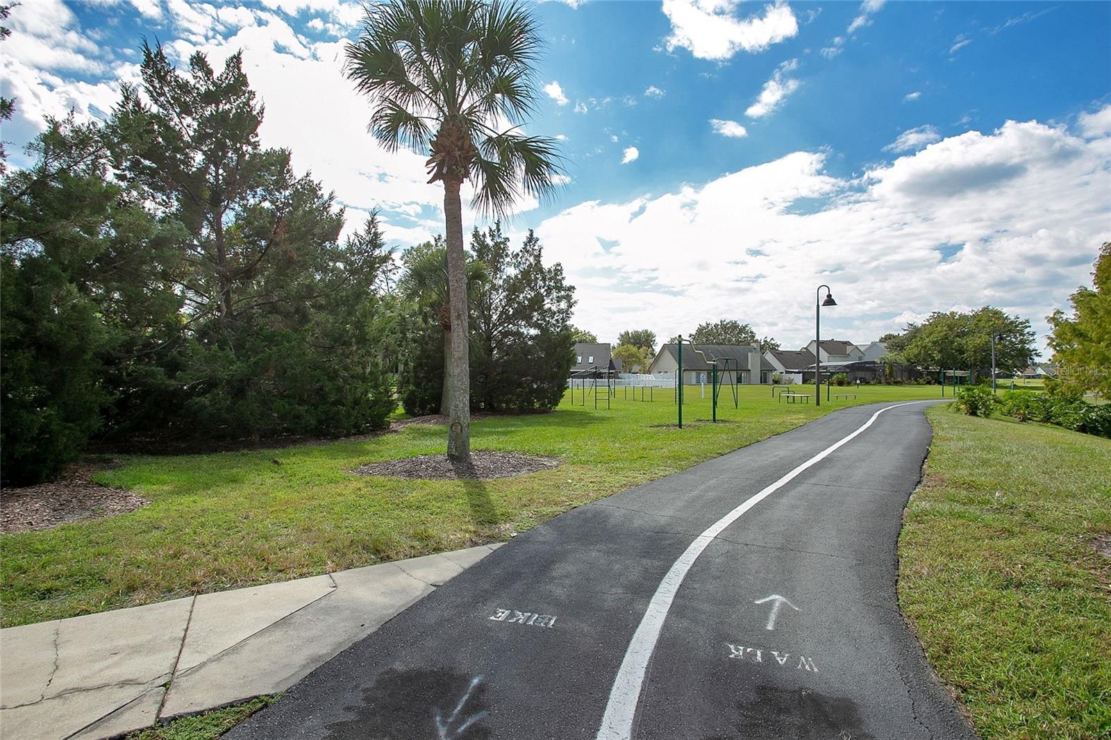 639 LAKEHAVEN CIRCLE, Orlando, FL 32828