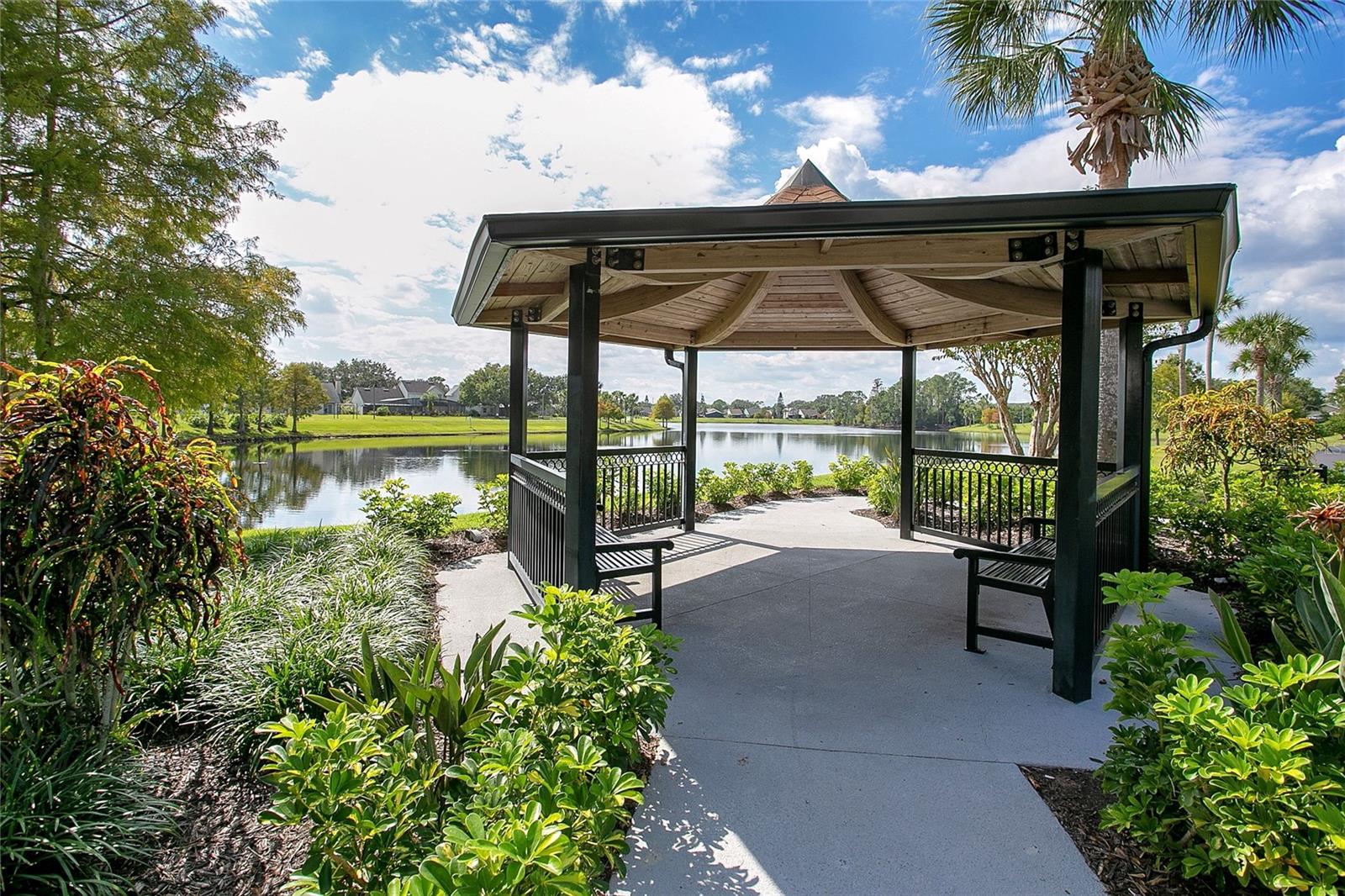 639 LAKEHAVEN CIRCLE, Orlando, FL 32828