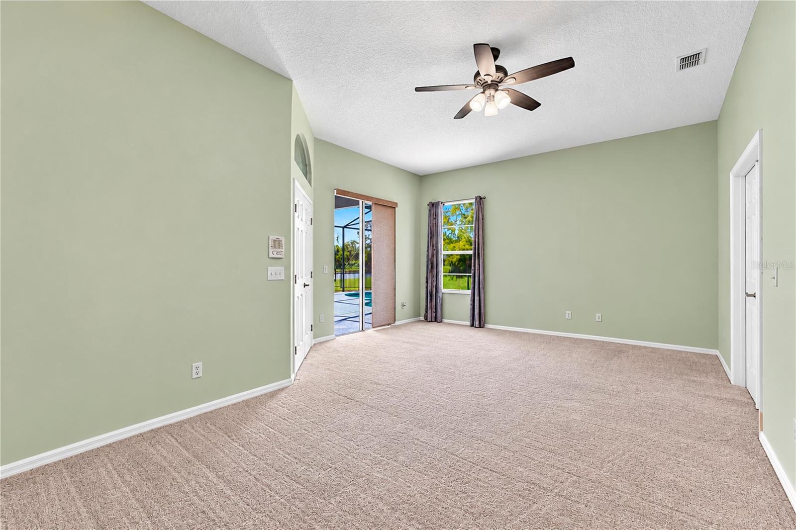 639 LAKEHAVEN CIRCLE, Orlando, FL 32828