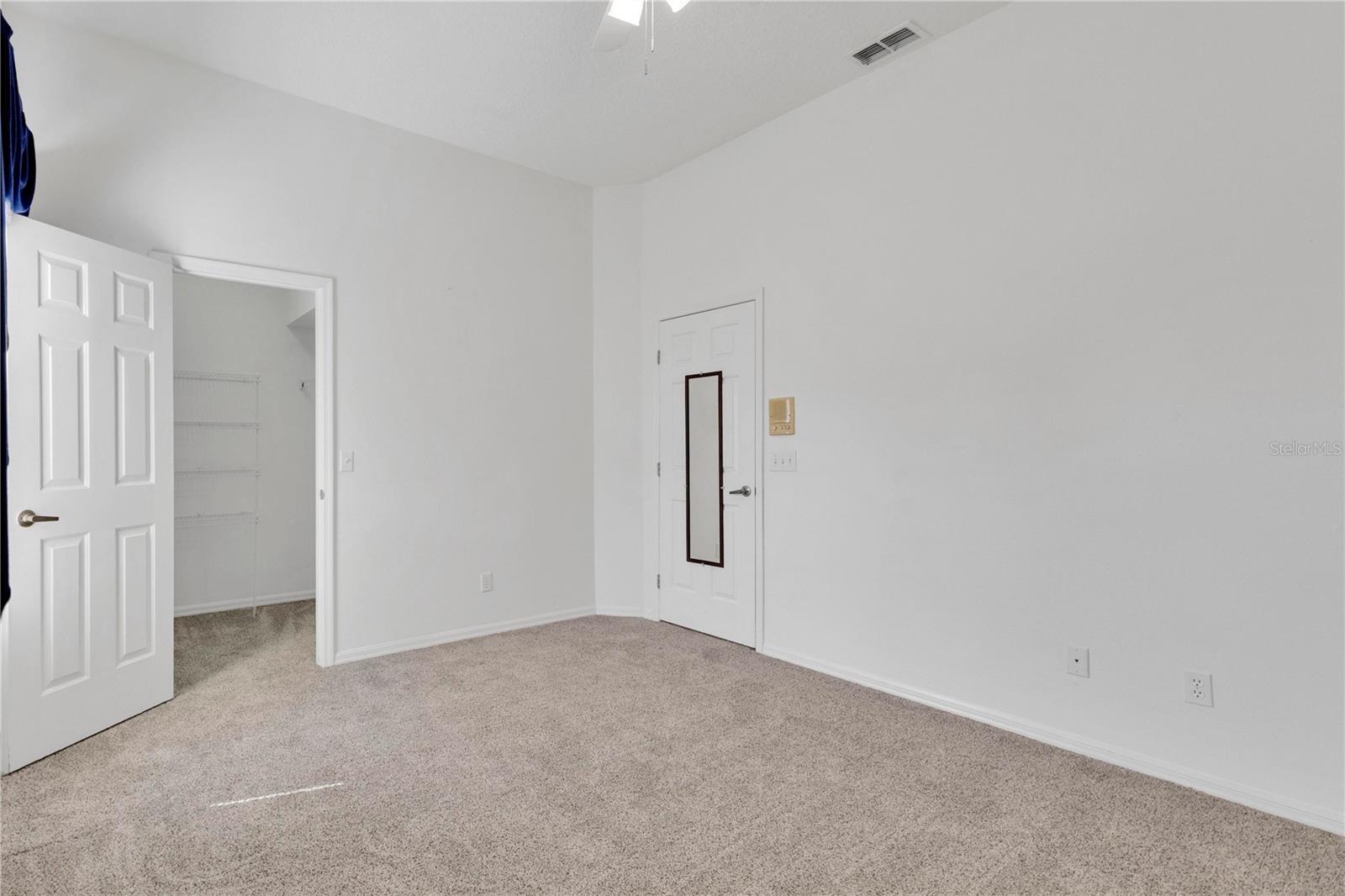 639 LAKEHAVEN CIRCLE, Orlando, FL 32828
