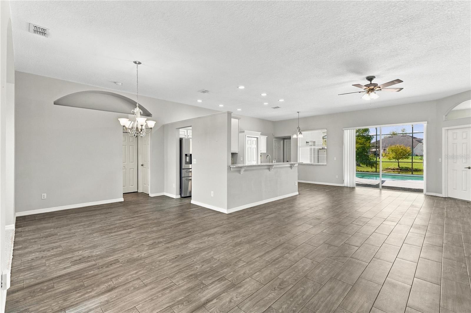 639 LAKEHAVEN CIRCLE, Orlando, FL 32828
