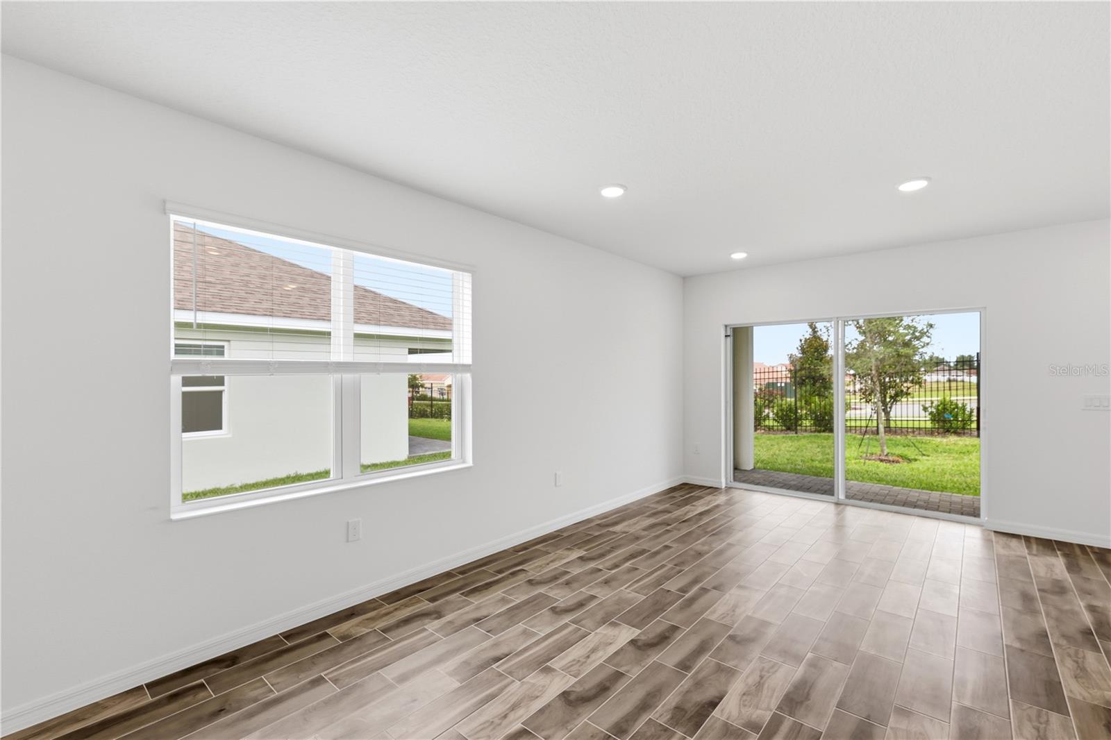 2301 LEELA CIRCLE, Tavares, FL 32778