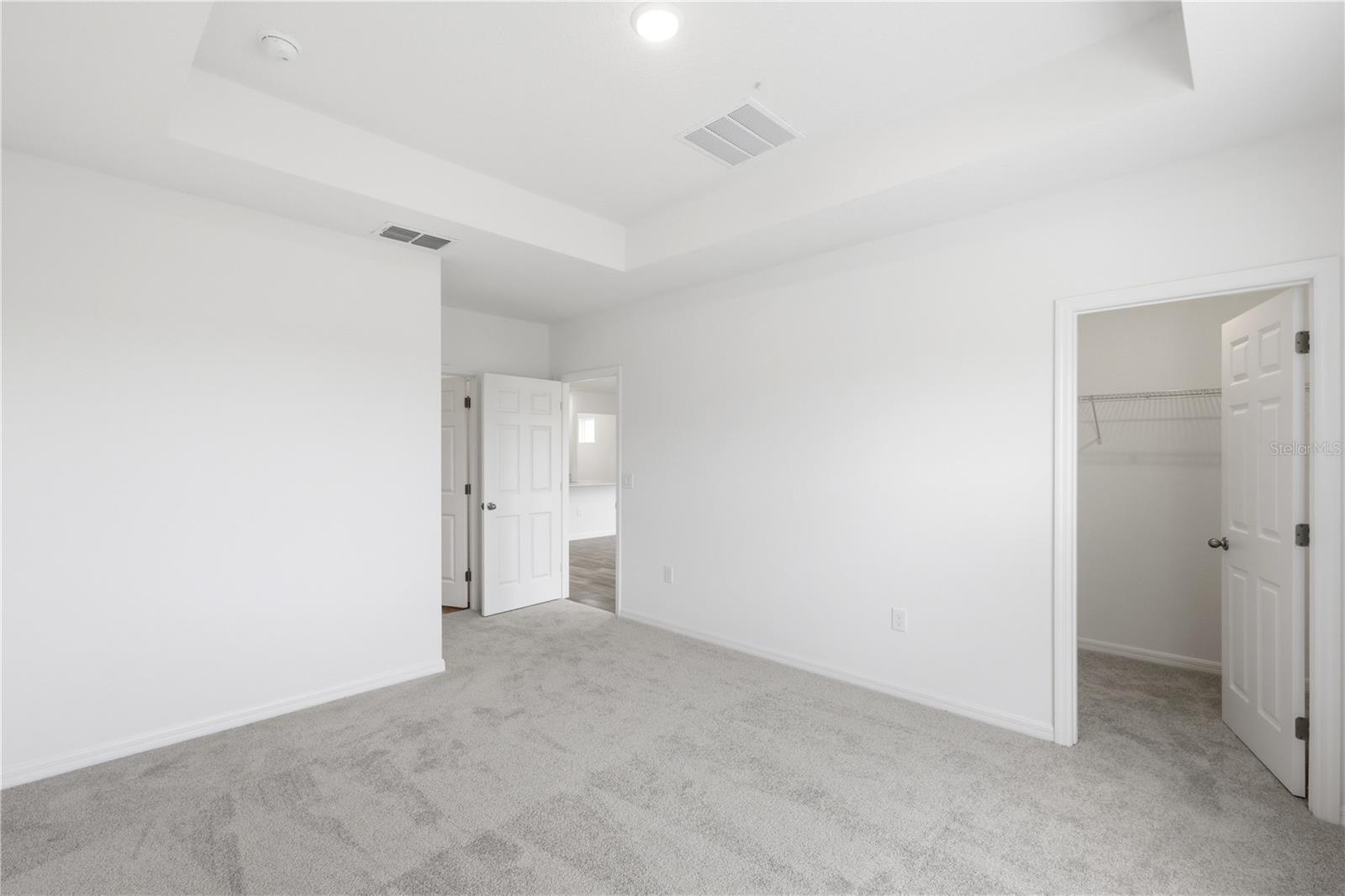 2301 LEELA CIRCLE, Tavares, FL 32778