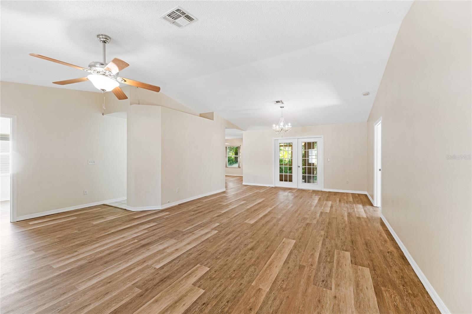 32656 OAK PARK DRIVE, Leesburg, FL 34748