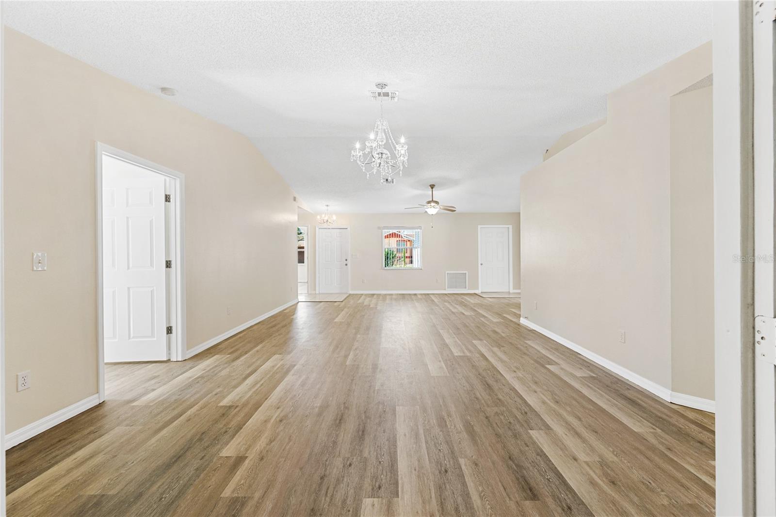 32656 OAK PARK DRIVE, Leesburg, FL 34748