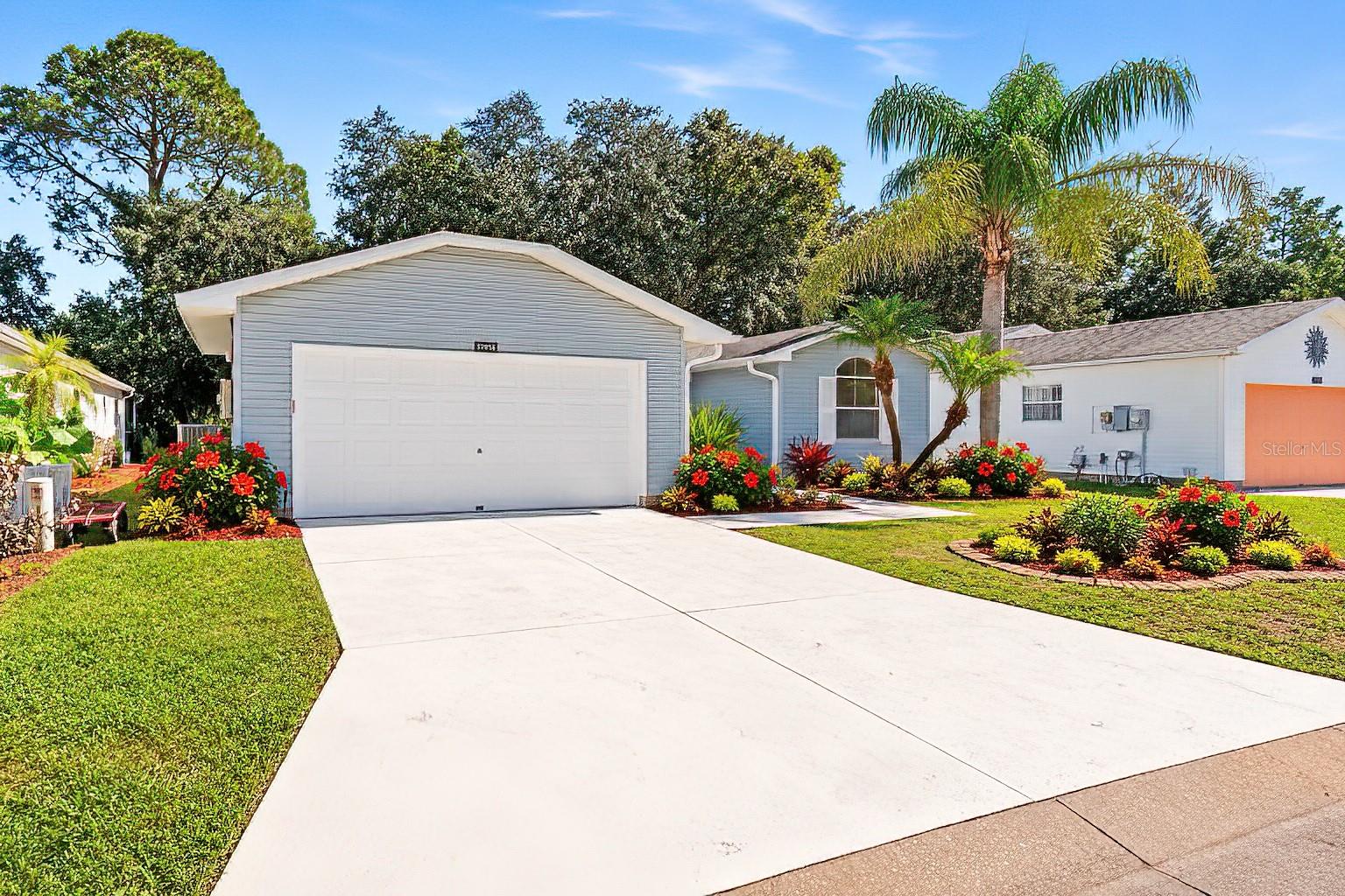 32656 OAK PARK DRIVE, Leesburg, FL 34748