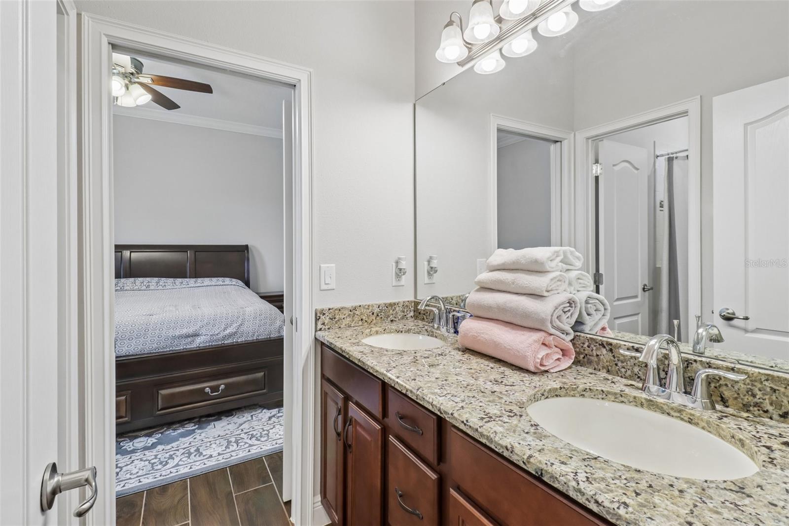 121 HARVEST GATE BOULEVARD, Groveland, FL 34736