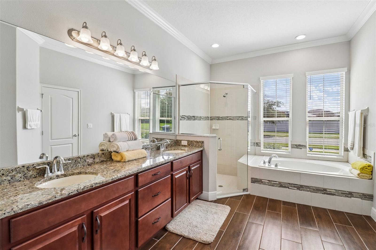 121 HARVEST GATE BOULEVARD, Groveland, FL 34736