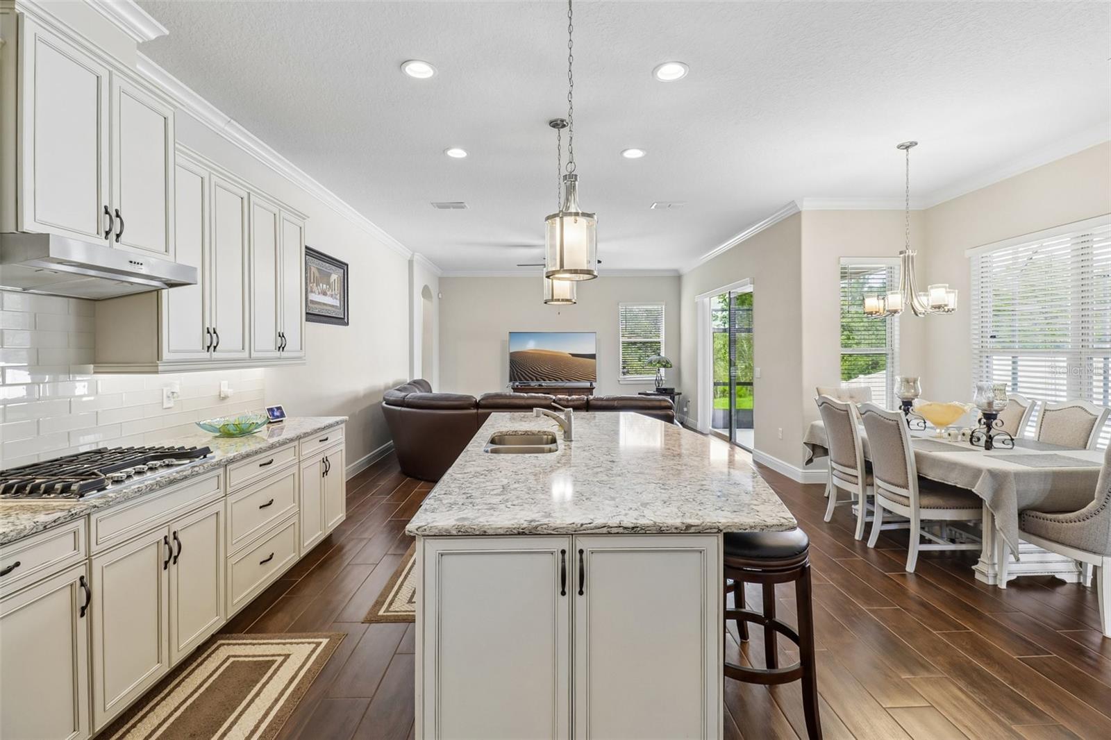 121 HARVEST GATE BOULEVARD, Groveland, FL 34736