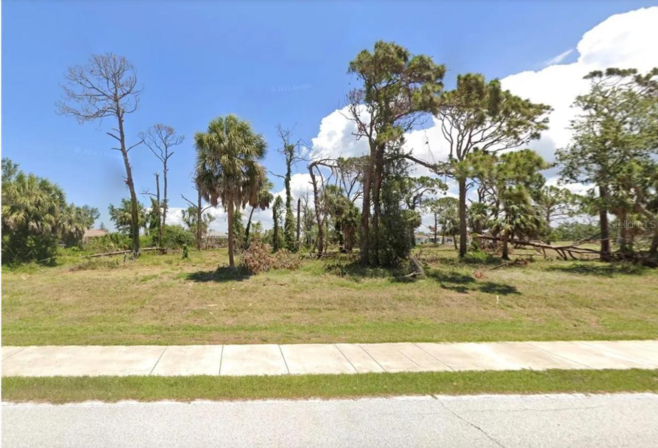 172 ROTONDA BOULEVARD W, Rotonda West, FL 33947