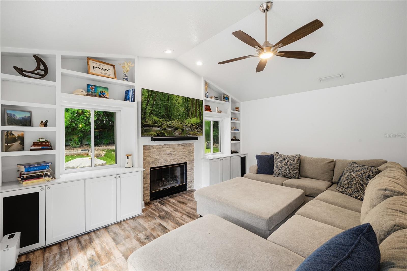 166 OAK VIEW CIRCLE, Lake Mary, FL 32746