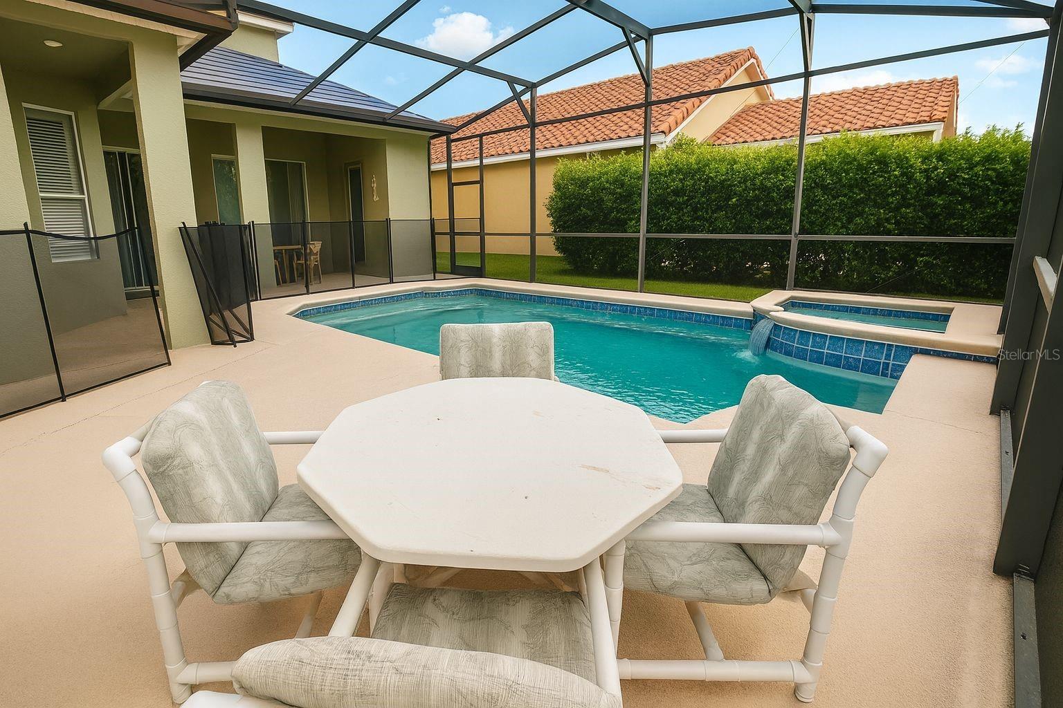 946 TUSCAN HILLS BOULEVARD, Davenport, FL 33897