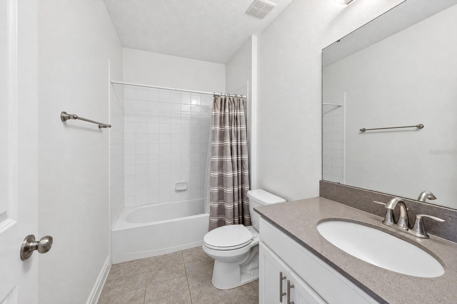 1302 ROYAL ST GEORGE BOULEVARD, #1302, Davenport, FL 33896