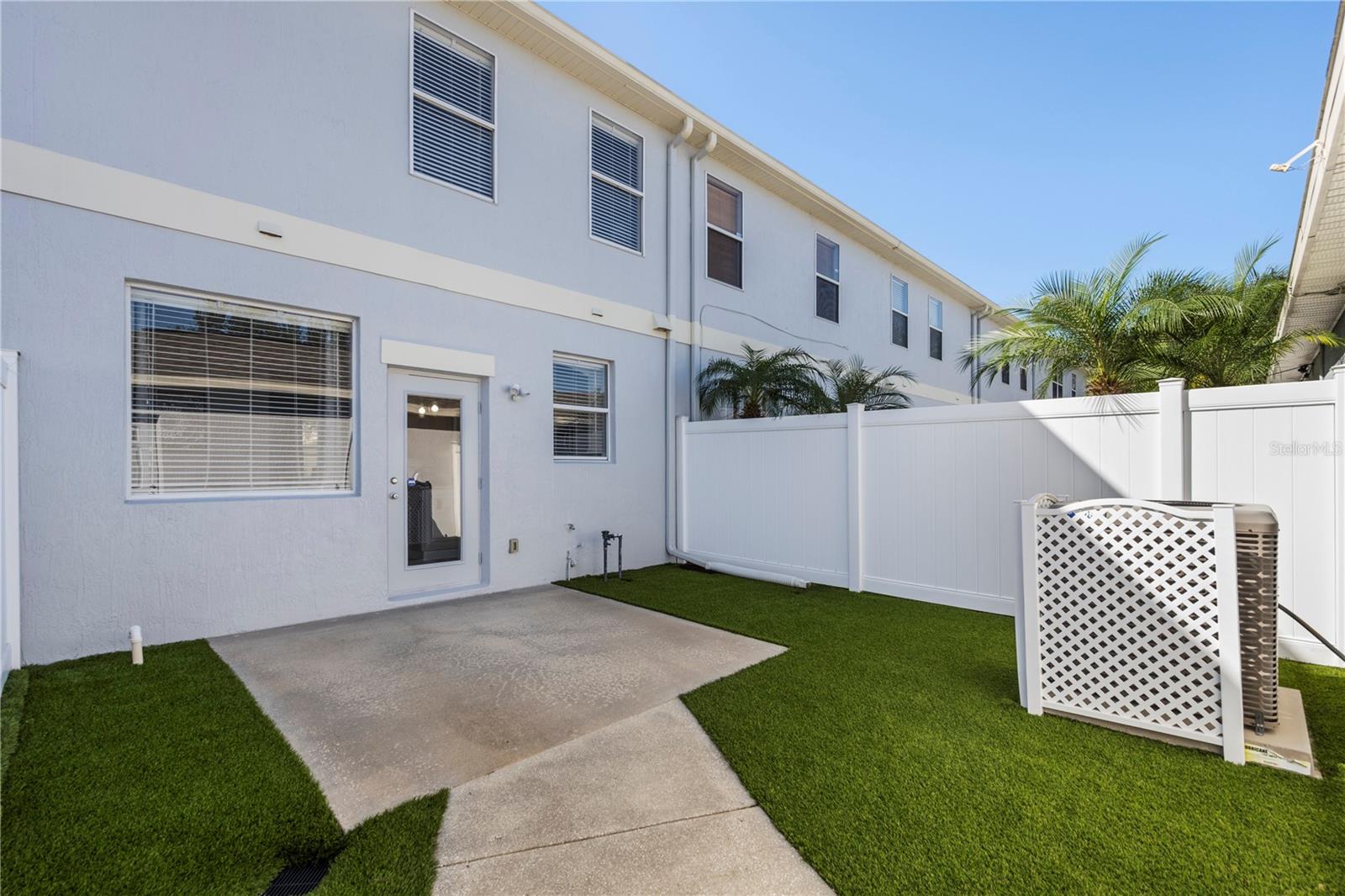 Courtyard Patio with artificial turf