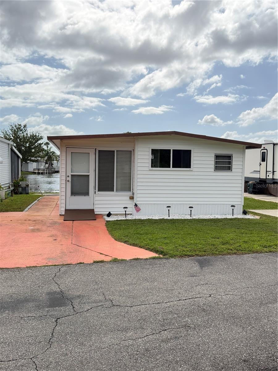 7 PINE DRIVE, Osteen, FL 32764
