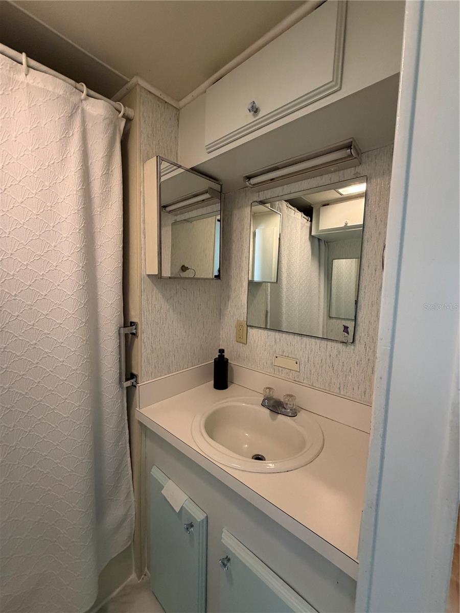 7 PINE DRIVE, Osteen, FL 32764