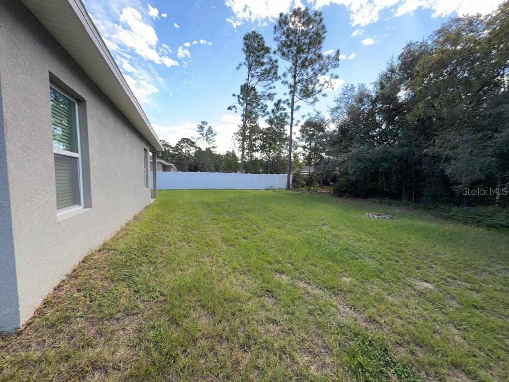1626 W NEWBURY STREET, Citrus Springs, FL 34434