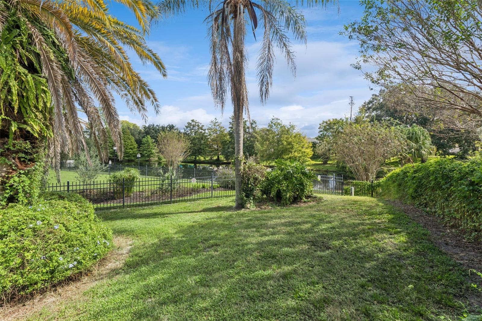 10142 CANOPY TREE COURT, Orlando, FL 32836