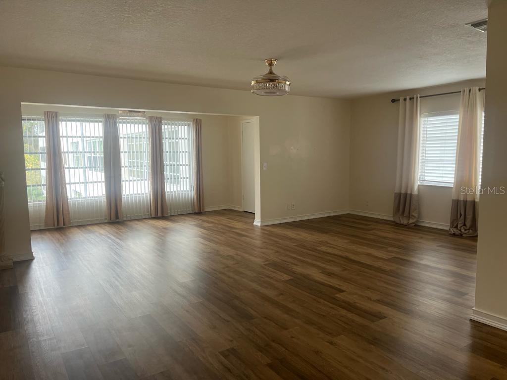 100 EL CAMINO DRIVE, #208, Winter Haven, FL 33884