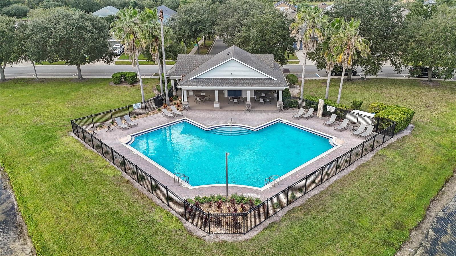 2424 VICTORIA FALLS DRIVE, Orlando, FL 32824
